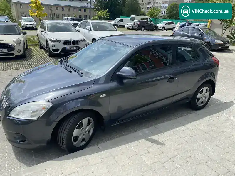 Kia Ceed 2008, фото з оголошення 1 з 17, VIN U5YFF23129L024807