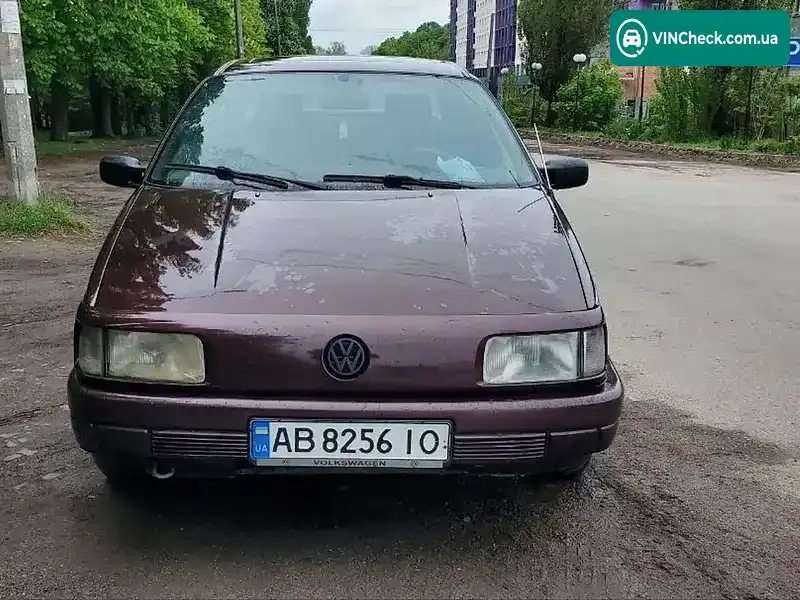 Volkswagen Passat 1991, фото з оголошення 2 з 20, VIN WVWZZZ31ZMB267985