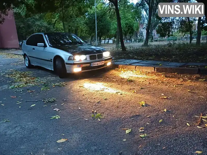 BMW 3 Series 1994, фото з оголошення 1 з 11, VIN WBACG110X0KB73378