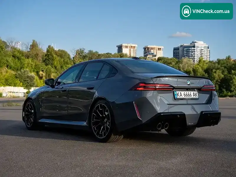 BMW M5 2025, фото з оголошення 2 з 20, VIN WBS81FK050CV74357