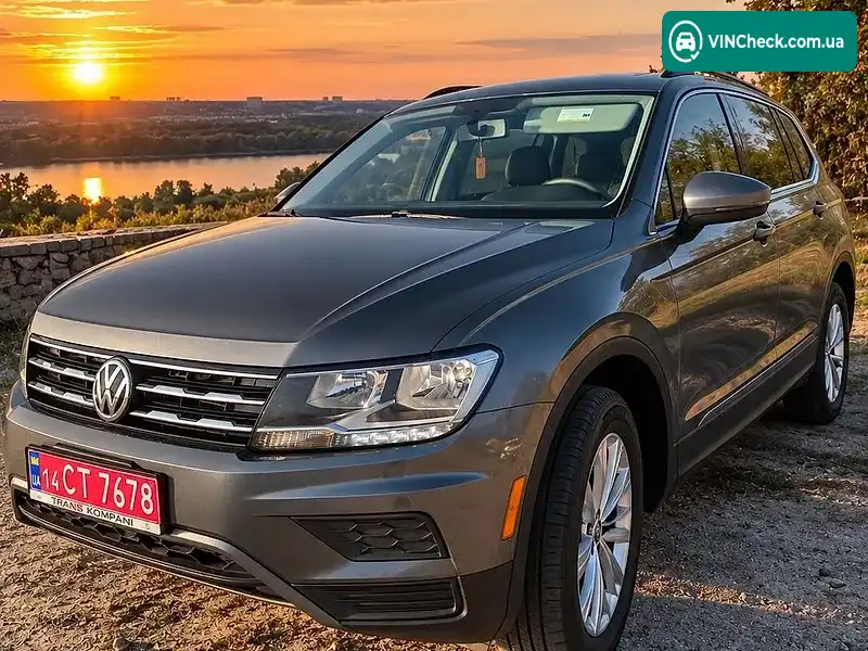Volkswagen Tiguan 2020, фото з оголошення 2 з 20, VIN 3VV1B7AX8LM104323