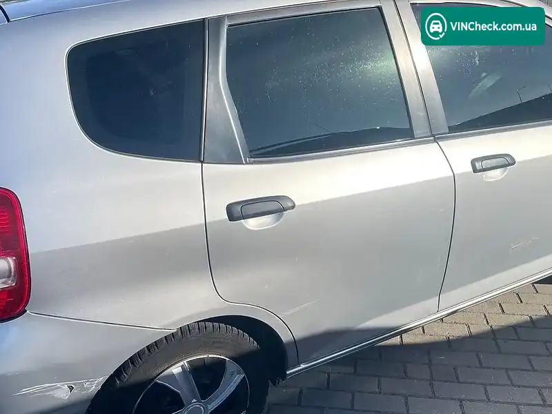 Honda Jazz 2004, фото з оголошення 2 з 13, VIN JHMGD18504S237956