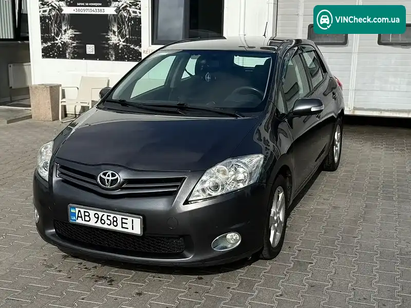 Toyota Auris 2011, фото з оголошення 2 з 20, VIN NMTKV56E40R078643
