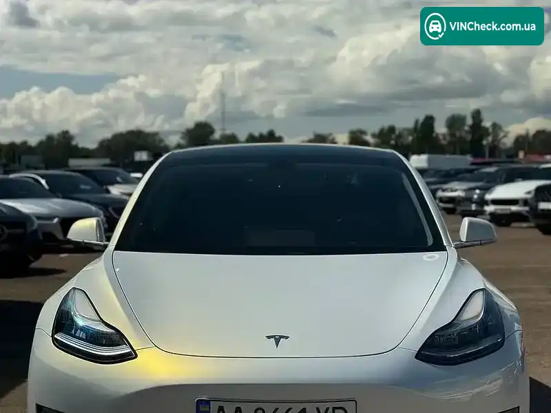 Tesla Model 3 2019, фото з оголошення 2 з 10, VIN 5YJ3E1EA2KF424967