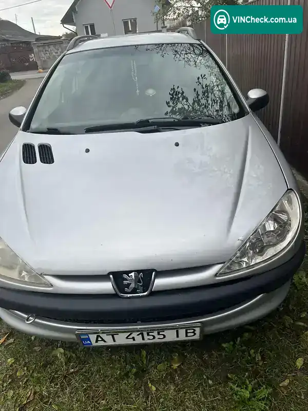 Peugeot 206 2004, фото з оголошення 2 з 13, VIN VF32EKFWA43844351