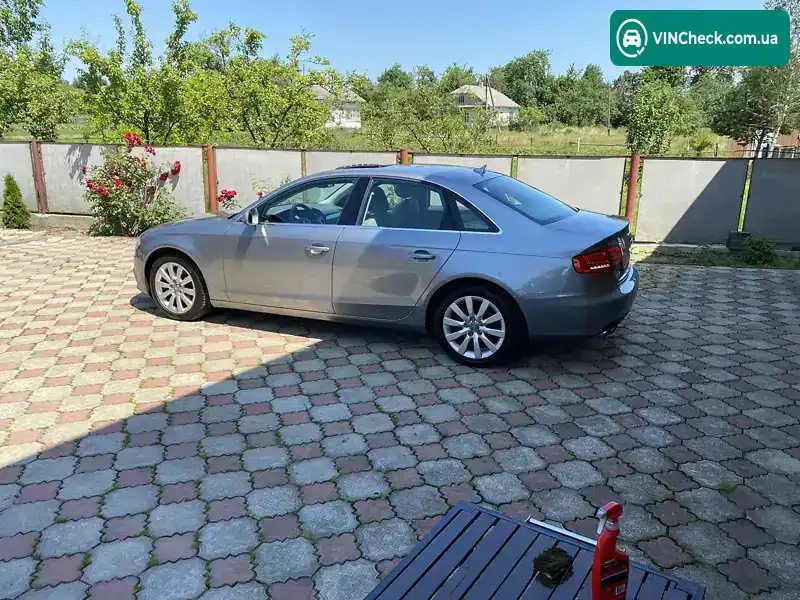 Audi A4 2010, фото з оголошення 1 з 15, VIN WAUHFAFL7AN057161