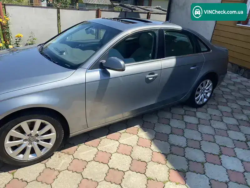 Audi A4 2010, фото з оголошення 2 з 15, VIN WAUHFAFL7AN057161