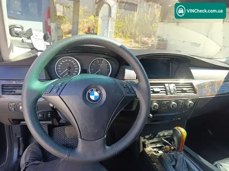 BMW 5 Series 2004, фото з оголошення 2 з 19, VIN WBANA71060B608407