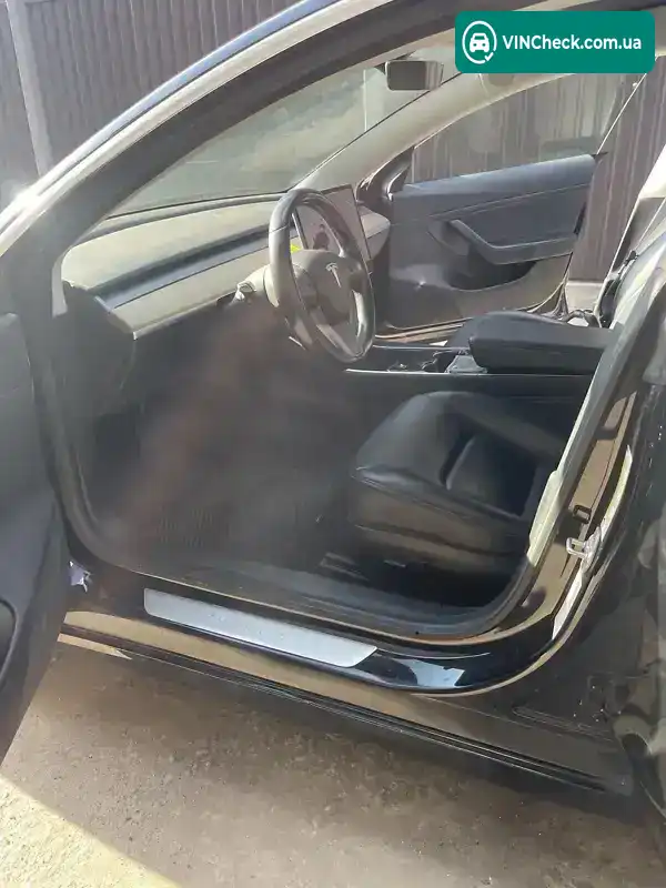 Tesla Model 3 2019, фото з оголошення 2 з 8, VIN 5YJ3E1EA4KF395522