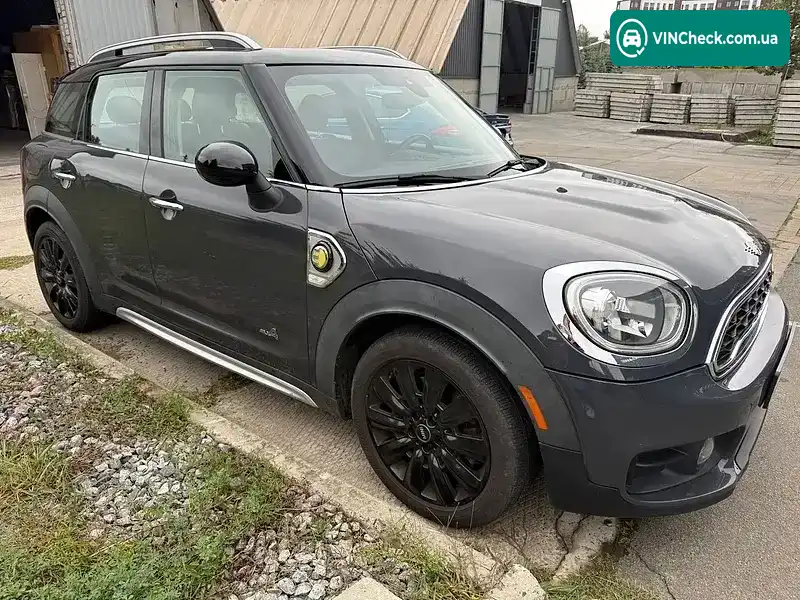 MINI Countryman 2019, фото з оголошення 2 з 12, VIN WMZYU7C58K3F94901