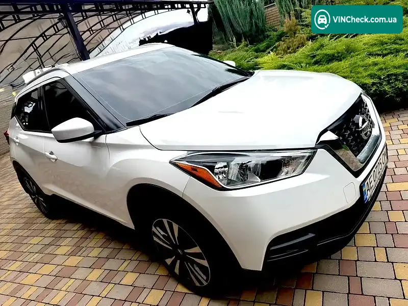 Nissan Kicks 2018, фото з оголошення 1 з 20, VIN 3N1CP5CUXJL520718