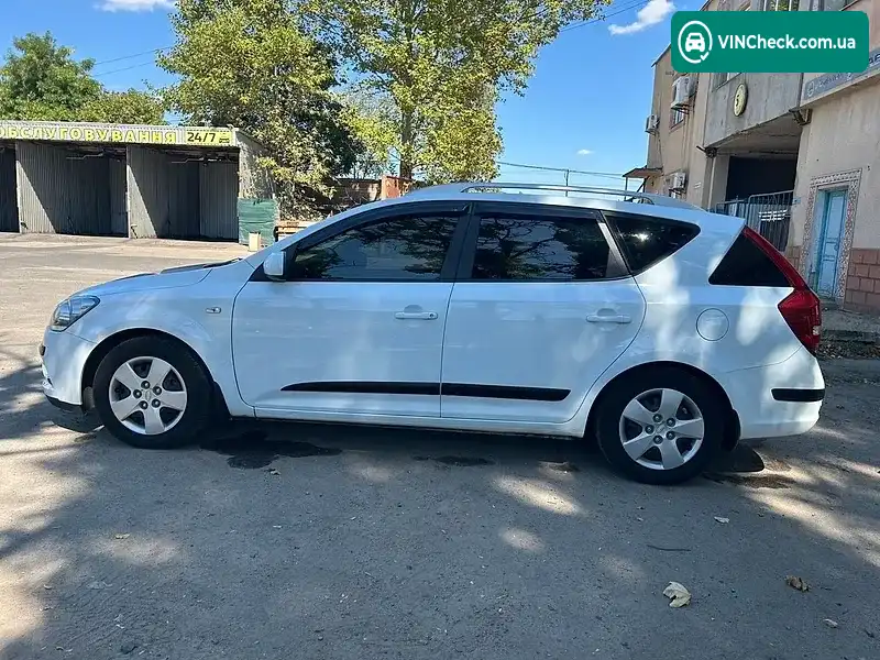 Kia Ceed 2011, фото з оголошення 2 з 6, VIN U5YHC816ACL207213