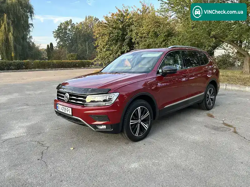 Volkswagen Tiguan 2017, фото з оголошення 2 з 20, VIN 3VV2B7AX9JM081992