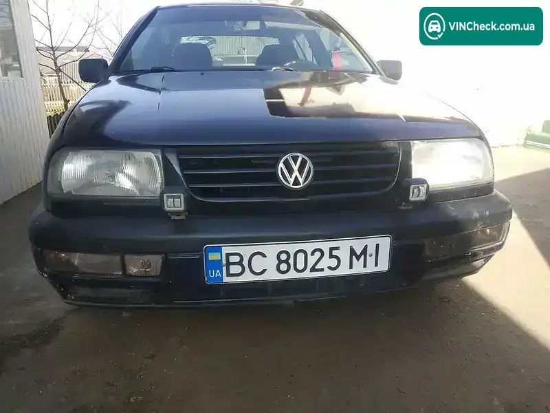 Volkswagen Vento 1994, фото з оголошення 1 з 11, VIN WVWZZZ1HZRW573690