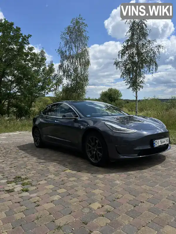 Tesla Model 3 2019, фото з оголошення 2 з 21, VIN 5YJ3E1EB1LF616116