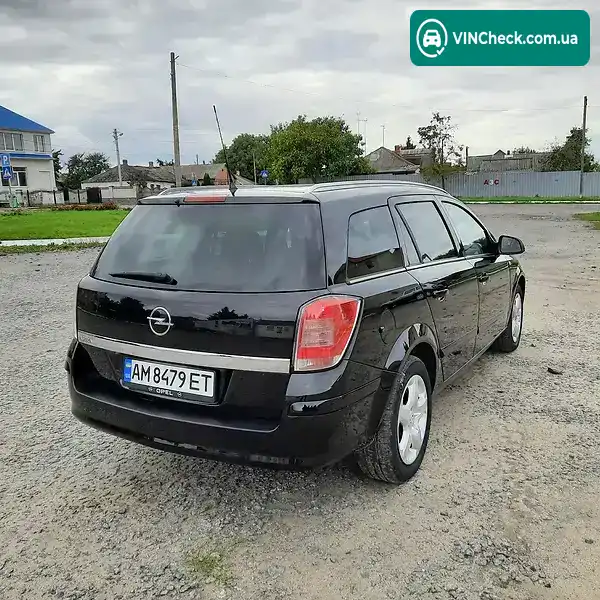 Opel Astra 2010, фото з оголошення 2 з 20, VIN W0L0AHL35B2002724