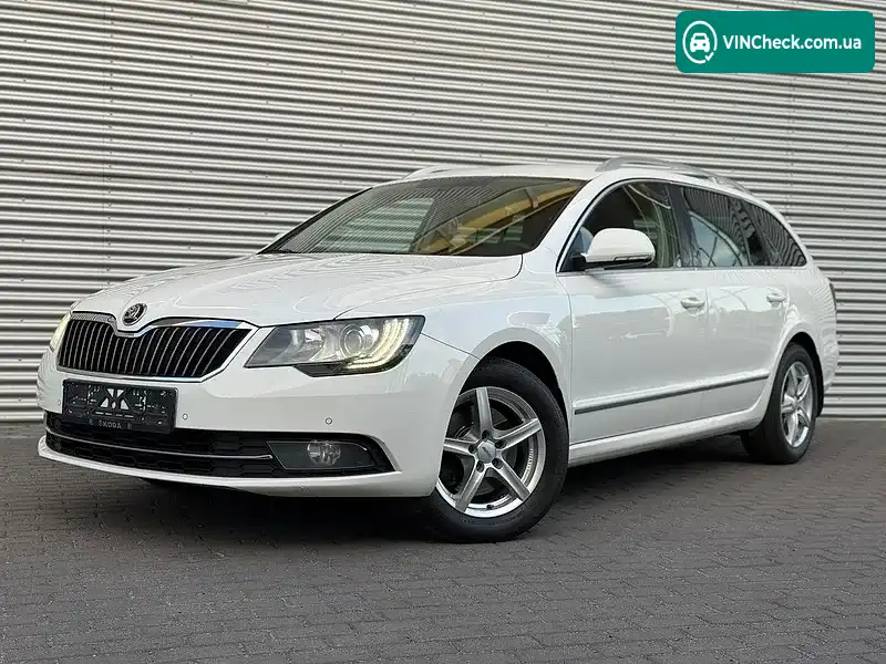 Skoda Superb 2015, фото з оголошення 1 з 20, VIN TMBJE73T8F9057622