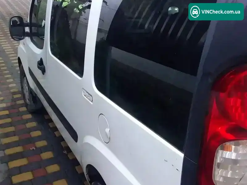 Fiat Doblo 2006, фото з оголошення 2 з 18, VIN ZFA22300005439337