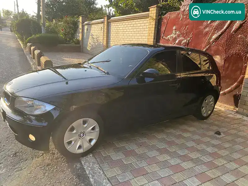 BMW 1 Series 2006, фото з оголошення 2 з 20, VIN WBAUF11080PT77846