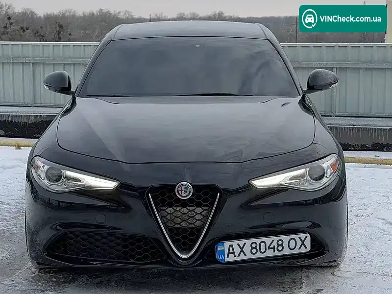 Alfa Romeo Giulia 2017, фото з оголошення 2 з 10, VIN ZARFAEBN4H7551988