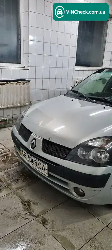 Renault Clio 2002, фото з оголошення 2 з 6, VIN VF1BB0WCF26389119