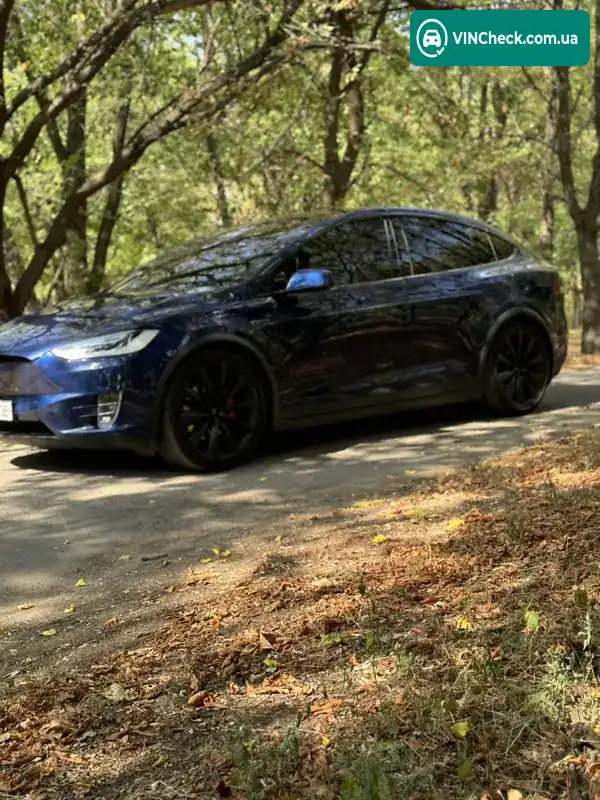 Tesla Model X 2016, фото з оголошення, VIN 5YJXCBE40GF006325