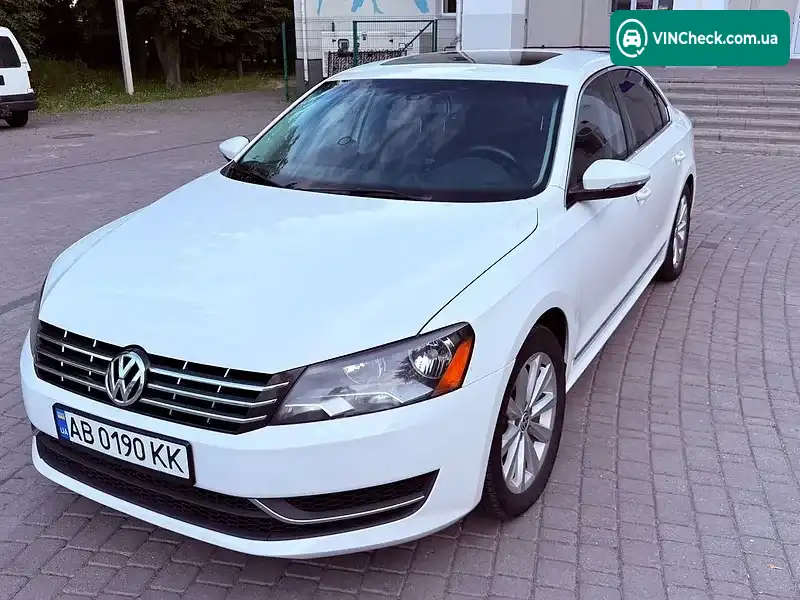 Volkswagen Passat 2012, фото з оголошення 2 з 19, VIN 1VWCH7A30CC043924