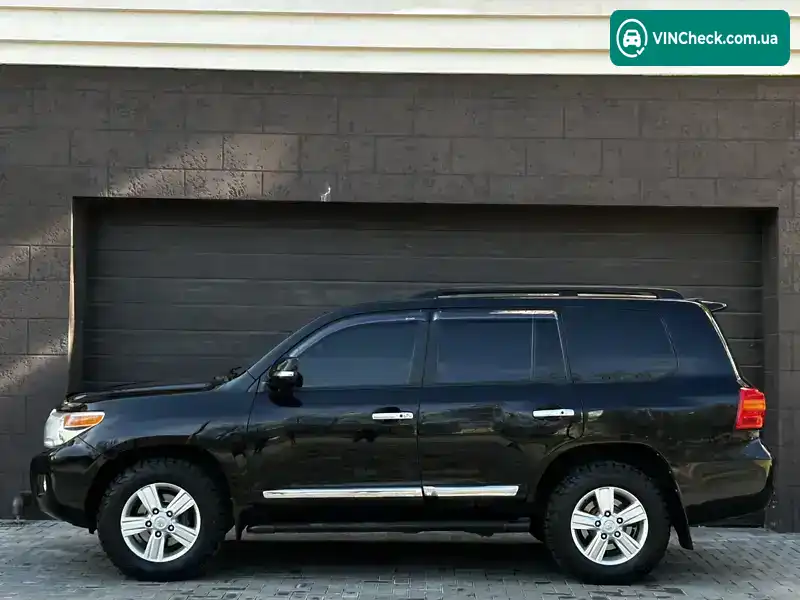 Toyota Land Cruiser 2013, фото з оголошення 2 з 20, VIN JTMCV05J404102863