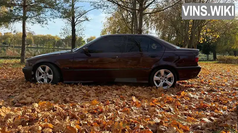 BMW 3 Series 1993, фото з оголошення 2 з 20, VIN WBAAB010702020003