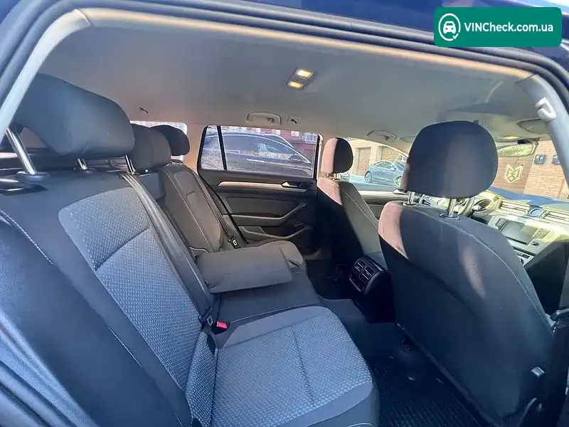 Volkswagen Passat 2015, фото з оголошення 2 з 20, VIN WVWZZZ3CZFE495941