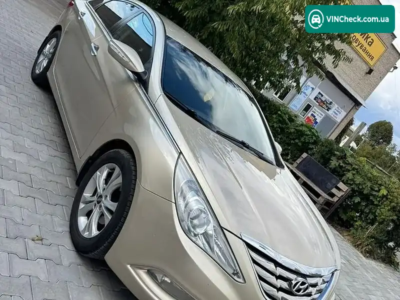 Hyundai Sonata 2010, фото з оголошення 2 з 20, VIN KMHEC41BBBA132865