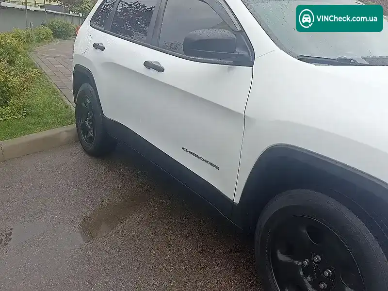 Jeep Cherokee 2014, фото з оголошення 2 з 18, VIN 1C4PJMAB1FW622728