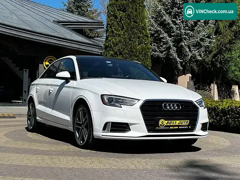 Audi A3 2018, фото з оголошення 1 з 21, VIN WAUAUGFF6J1072522