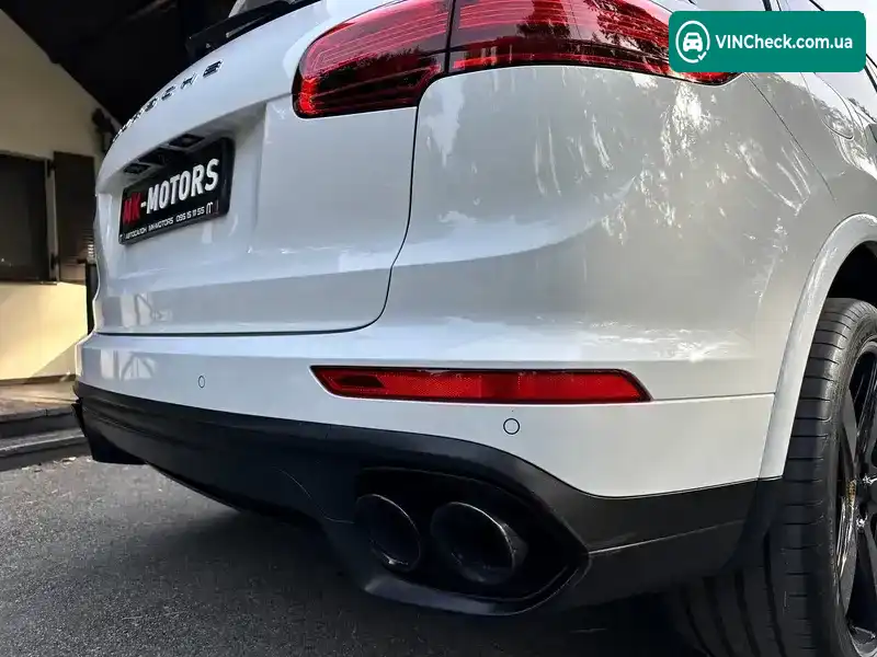 Porsche Cayenne 2016, фото з оголошення 2 з 21, VIN WP1ZZZ92ZHLA69833