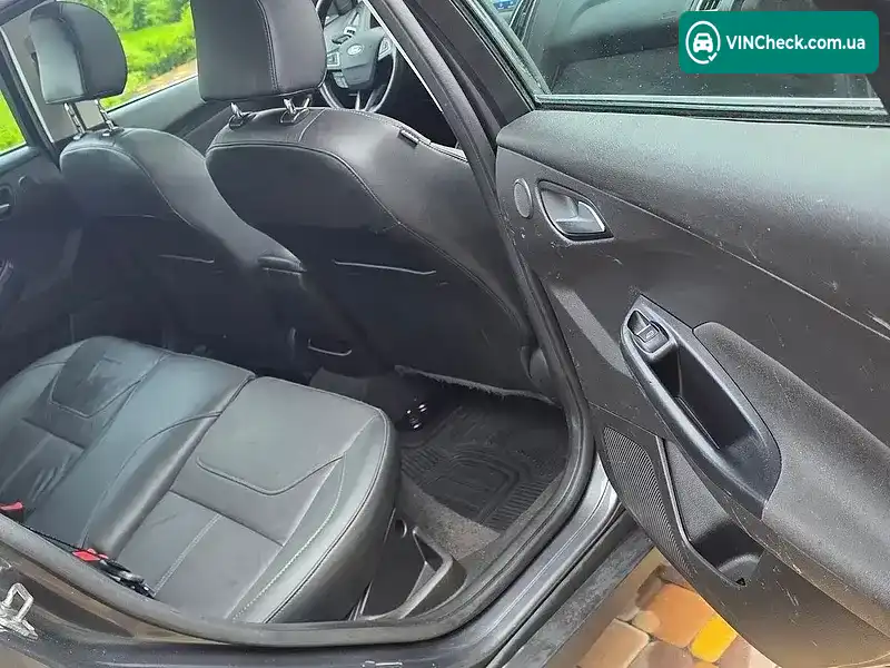 Ford Focus 2017, фото з оголошення 2 з 14, VIN 1FADP3J23HL256051