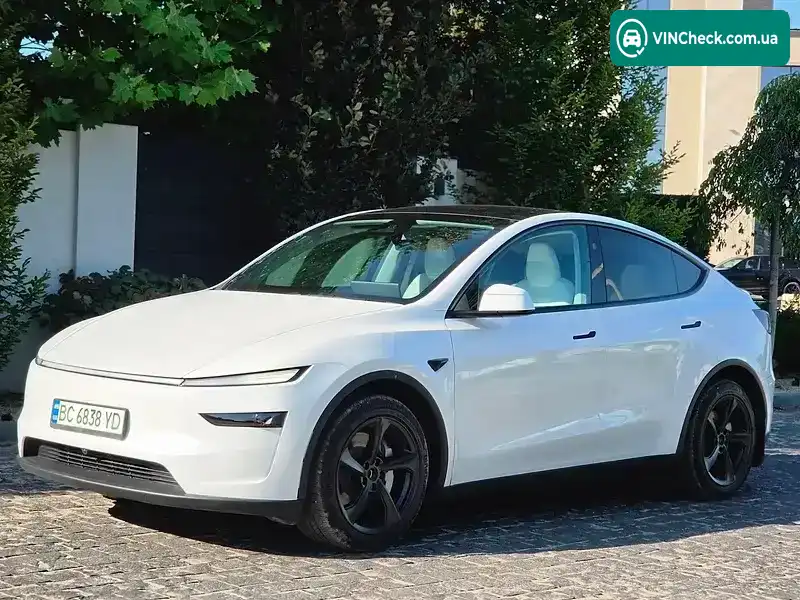 Tesla Model Y 2025, фото з оголошення 1 з 9, VIN 7SAYGDEE9TF344185