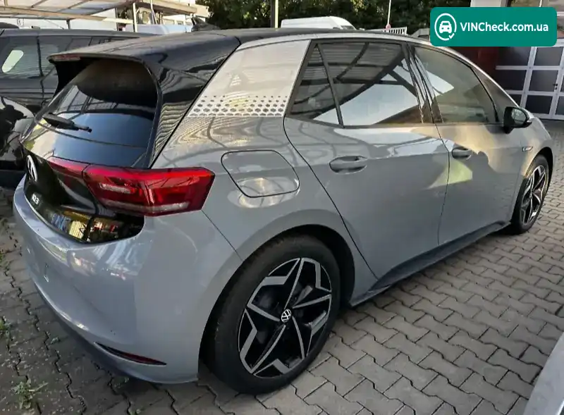 Volkswagen ID.3 2020, фото з оголошення 2 з 13, VIN WVWZZZE1ZLP017703