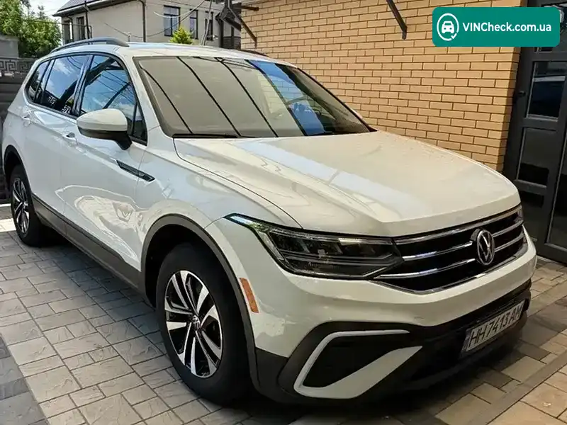 Volkswagen Tiguan 2023, фото з оголошення 1 з 21, VIN 3VVRB7AX1PM118217