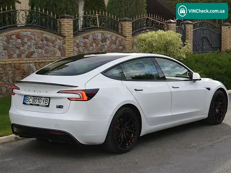 Tesla Model 3 2024, фото з оголошення 2 з 21, VIN LRW3E7ET0RC262846