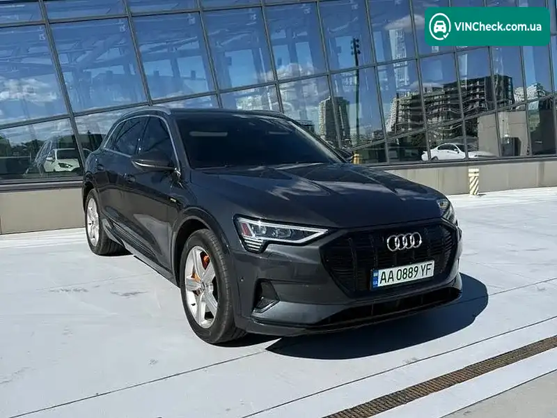 Audi e-tron 2019, фото з оголошення 2 з 20, VIN WA1VAAGE8KB010044