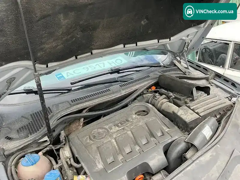 Skoda Superb 2010, фото з оголошення 2 з 18, VIN TMBJE73T4B9032081