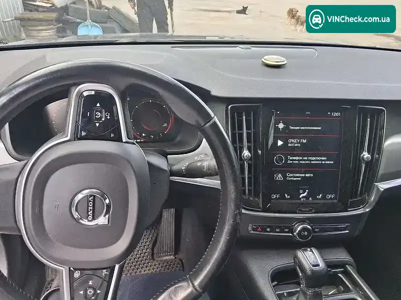 Volvo V90 2018, фото з оголошення 2 з 11, VIN YV1PW72TDK1096221