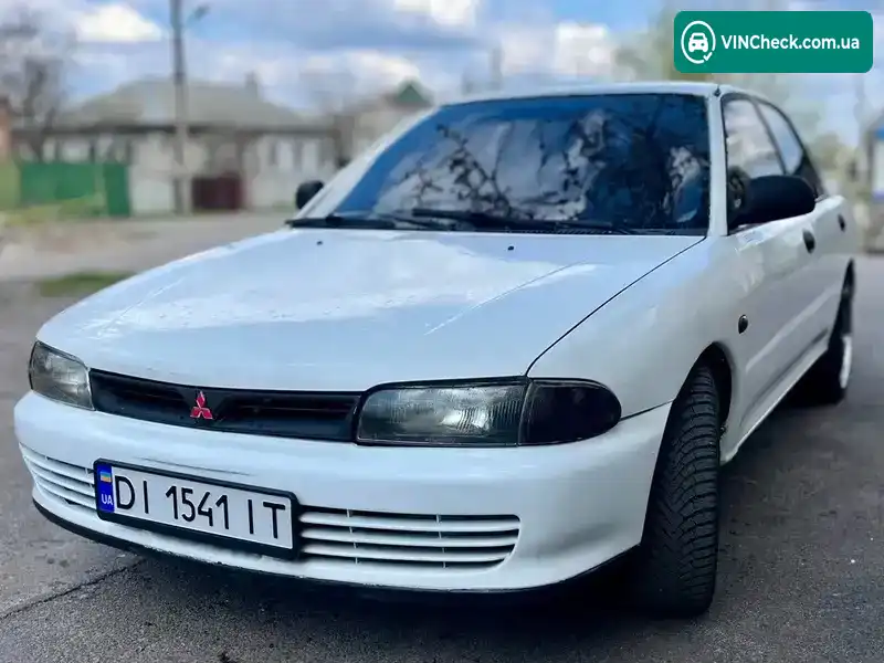 Mitsubishi Lancer 1995, фото з оголошення 2 з 21, VIN JMBSNCB1ASU501331