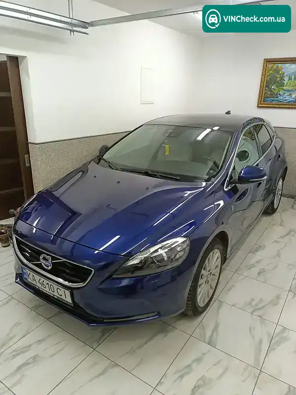 Volvo V40 2014, фото з оголошення 2 з 20, VIN YV1MVA851F2217799