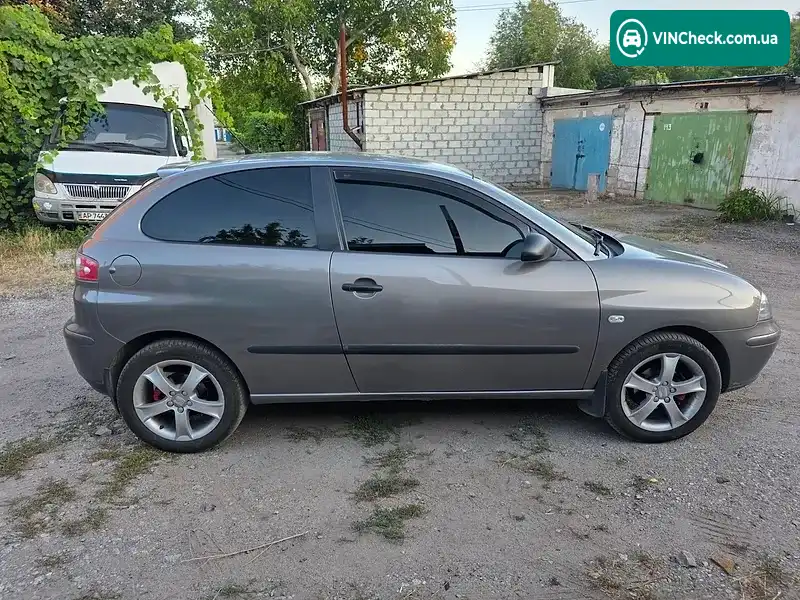 SEAT Ibiza 2003, фото з оголошення 2 з 18, VIN VSSZZZ6LZ3R035918