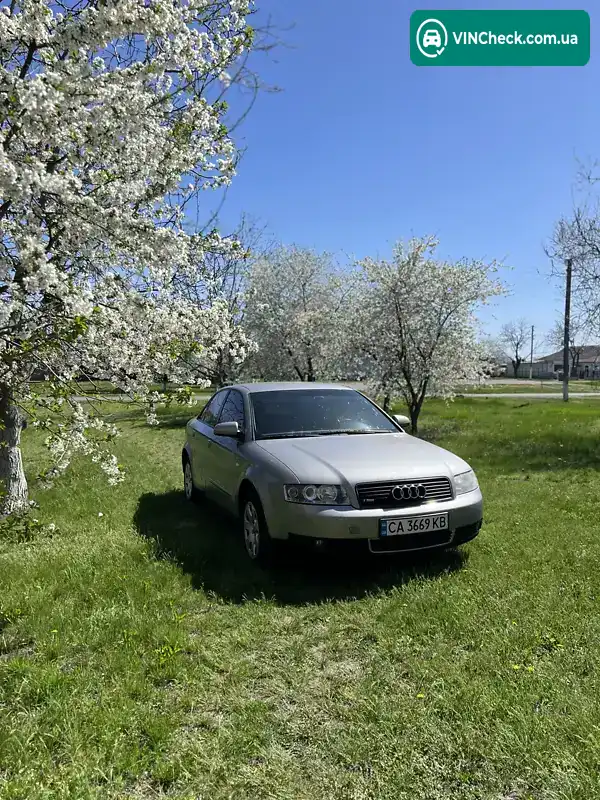 Audi A4 2002, фото з оголошення 1 з 20, VIN WAUZZZ8E13A109399