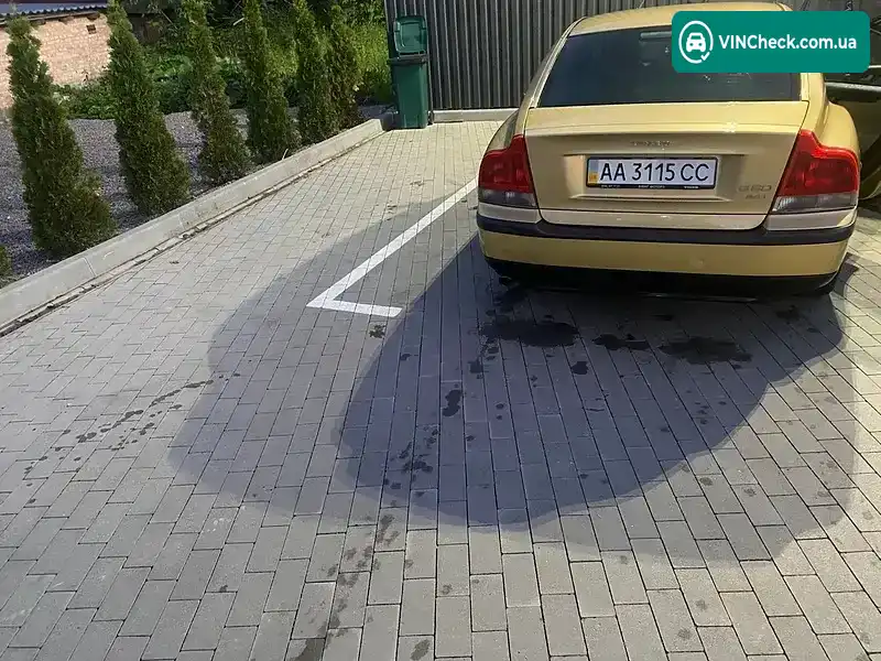 Volvo S60 2002, фото з оголошення 2 з 12, VIN YV1RS5BK922173859