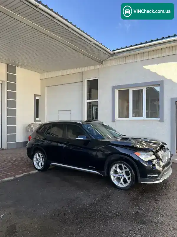 BMW X1 2015, фото з оголошення 2 з 21, VIN WBAVL1C56FVY40724