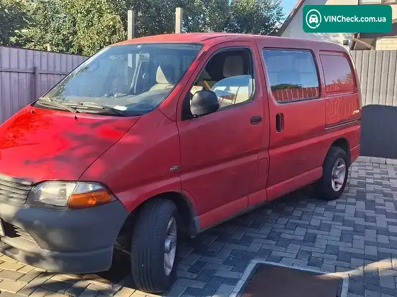 Toyota Hiace 2004, фото з оголошення 2 з 10, VIN JT121JK1200018635