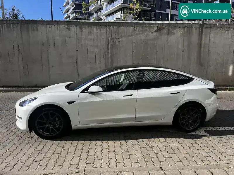 Tesla Model 3 2021, фото з оголошення 2 з 16, VIN 5YJ3E1EB1MF014995